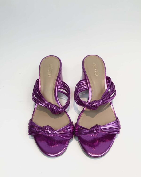 Sandália roxa metalizada AREZZO - 37 *nunca usada* - VENDIDO SISTEMA OTO
