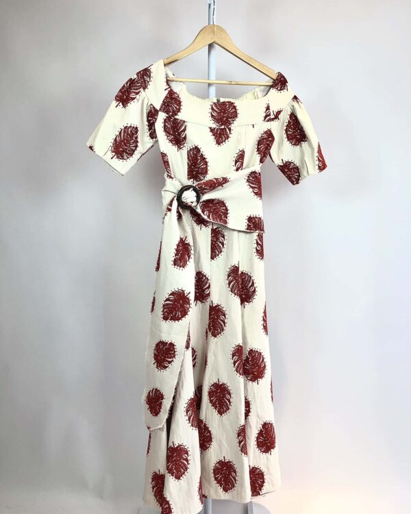 Vestido longo bege com bordado vermelho CRIS BARROS - P