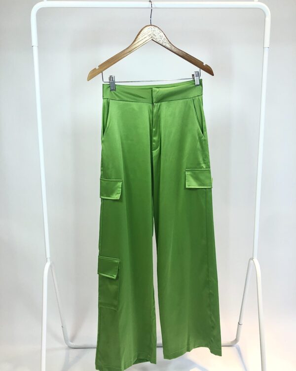 Calça acetinada verde AUTHORIA - P - VENDIDO SISTEMA OTO