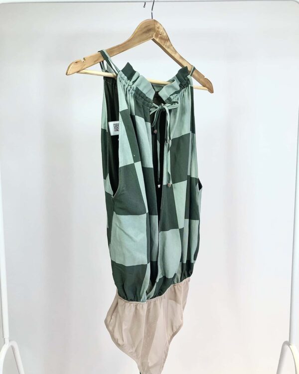 Body quadriculado verde ISY - P *nunca usado*- vendido sistema otto