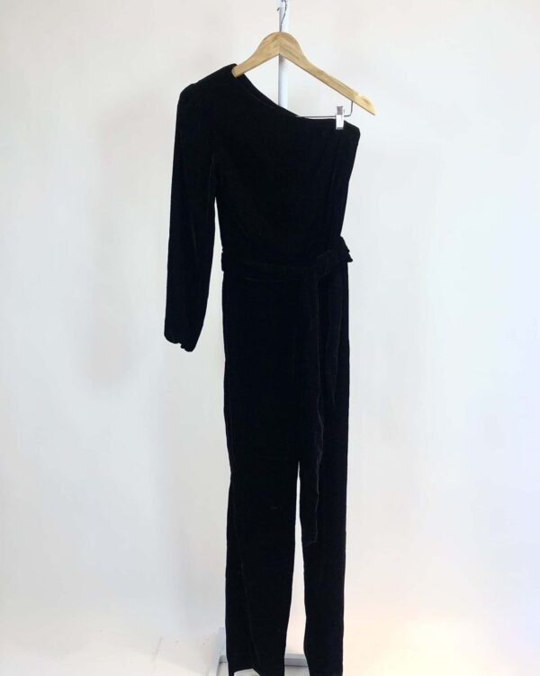 Macacão preto um ombro só veludo MIXED - 34 - VENDIDO SISTEMA OTO