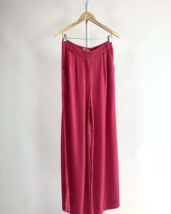 Calça pantalona rosa DANI BERNARDES - 42  *nunca usada* - VENDIDO SISTEMA OTO