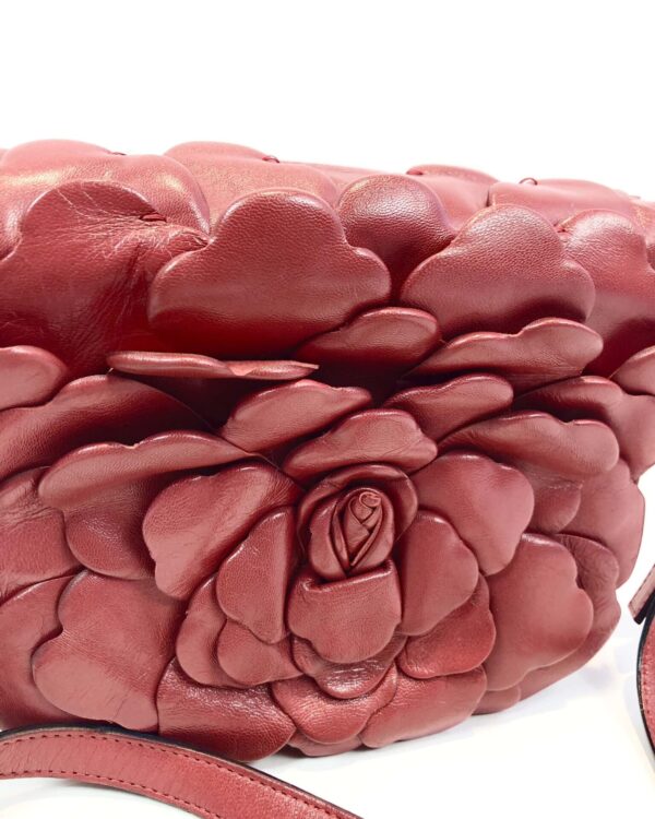 Bolsa bordo flor VALENTINO