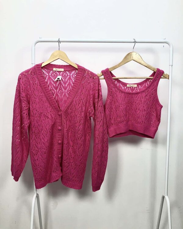 Conjunto casaco e cropped rosa de tricot NV - PP - VENDIDO SISTEMA OTO