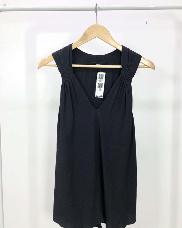 Blusa preta crepe NK - 36 - VENDIDO SISTEMA OTO