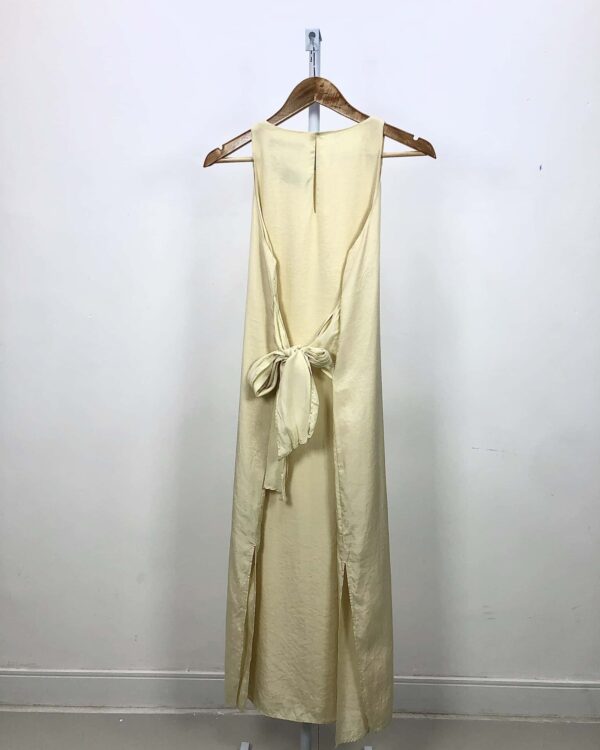 Vestido amarelo claro com amarração ZARA - M - VENDIDO SISTEMA OTTO