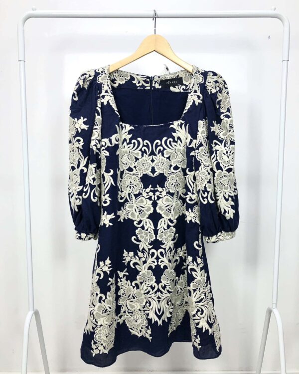 Vestido curto azul marinho com flores brancas bordadas IORANE - 38 - VENDIDO SIST OTO