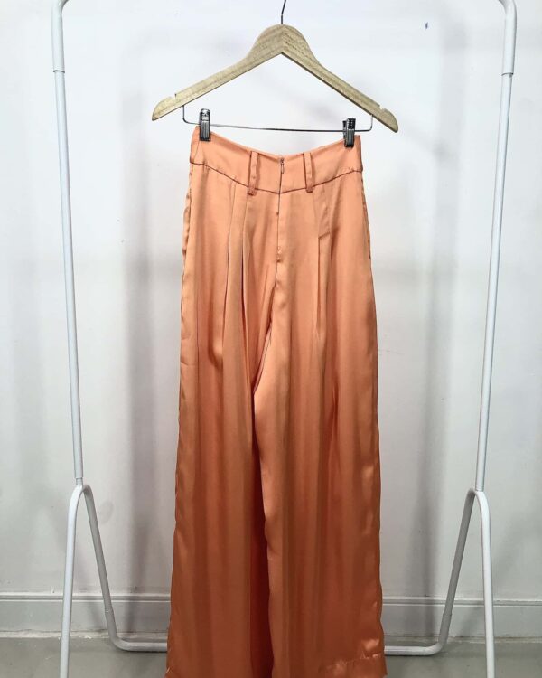 Calça acetinada laranja AGILITA - 36 - VENDIDO SISTEMA OTO