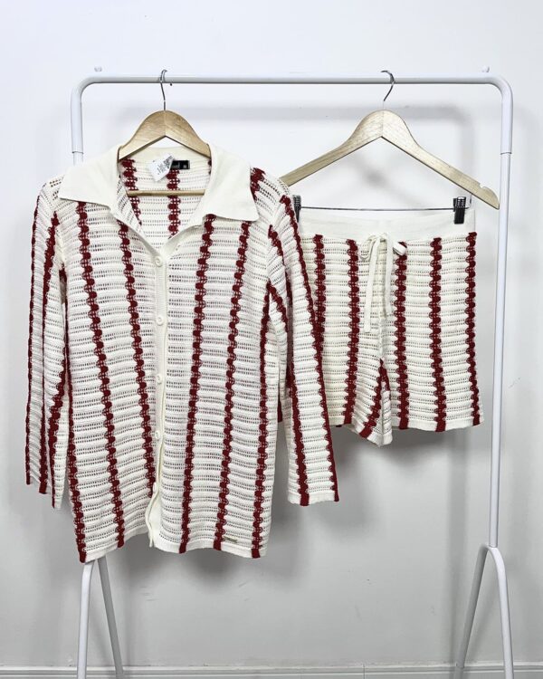 Conjunto de tricot short e camisa branco com vermelho BLESSED - M VENDIDO sistema otto