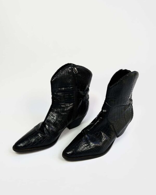 Bota preta country SCHUTZ - 37 - VENDIDO SIST OTO