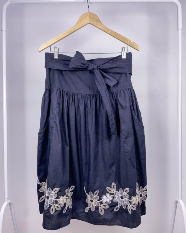 Saia midi preta CORPO & ALMA - M - VENDIDO SISTEMA OTO