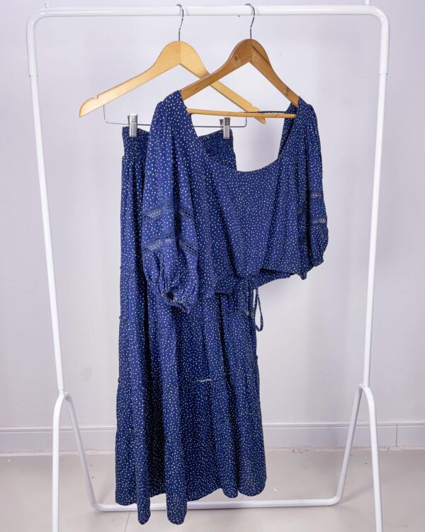 Conjunto saia e blusa azul com poás LUKSA - P