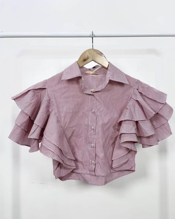 Blusa com listras vermelhas CAROL BASSI - 34 - VENDIDO SISTEMA OTO