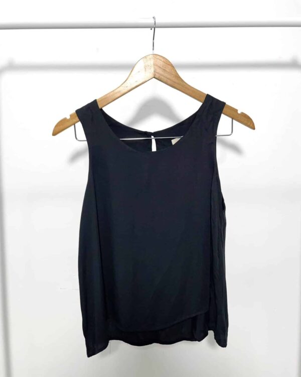 Blusa curta preta BRIS - M - VENDIDO SISTEMA OTO