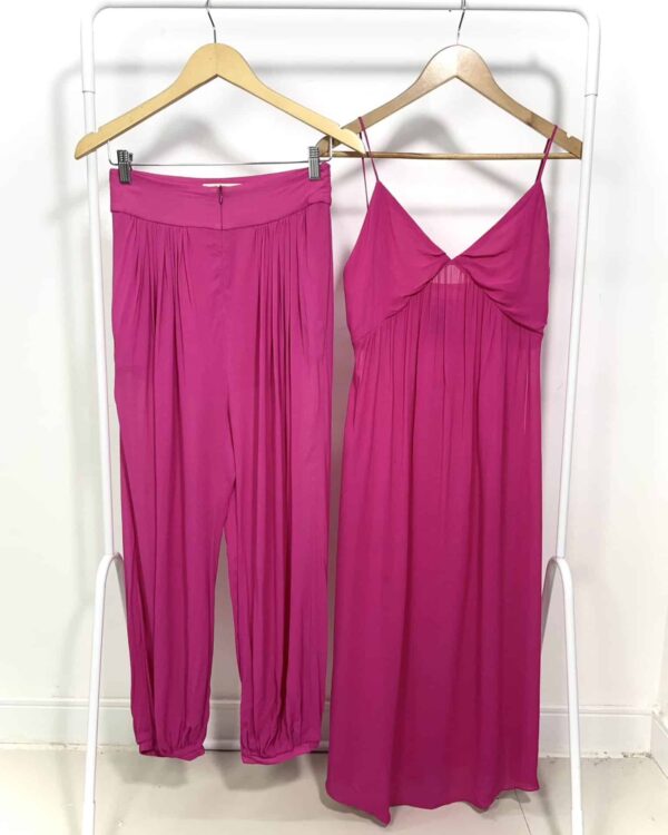 Conjunto rosa sobreposição e calça CRIS BARROS - 38 - VENDIDO SISTEMA OTTO