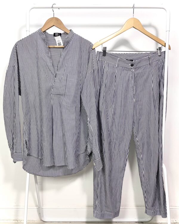 Conjunto calça e camisa listrado azul e branco ORLO - 44 - VENDIDO SISTEMA OTO