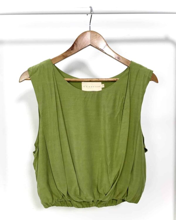Blusa verde militar A. NIEMEYER - P - VENDIDO SISTEMA OTO
