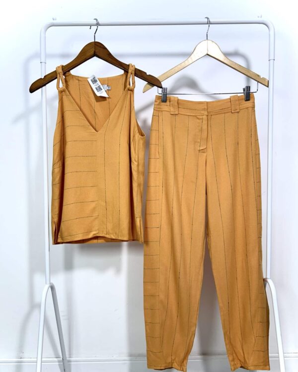 Conjunto laranja listrado LUCIDEZ - P - VENDIDO SIST OTO