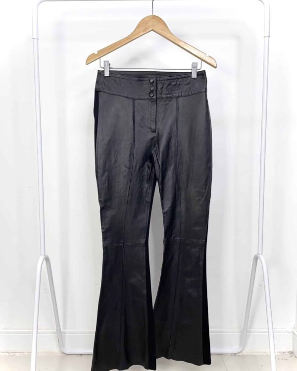 Calça couro na frente preta EVA - 36 - VENDIDO SISTEMA OTO