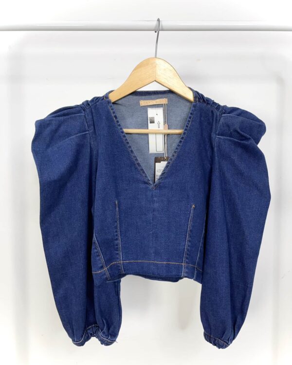 Blusa jeans de manga comprida CAROL BASSI - 36 *nunca usado*