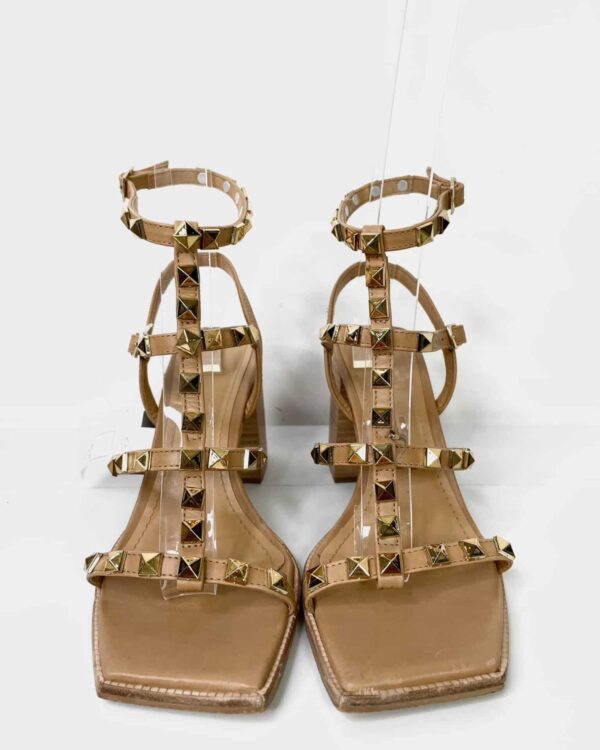 Sandalia bege de salto com spikes SANTA LOLLA - 35 - VENDIDO SISTEMA OTO