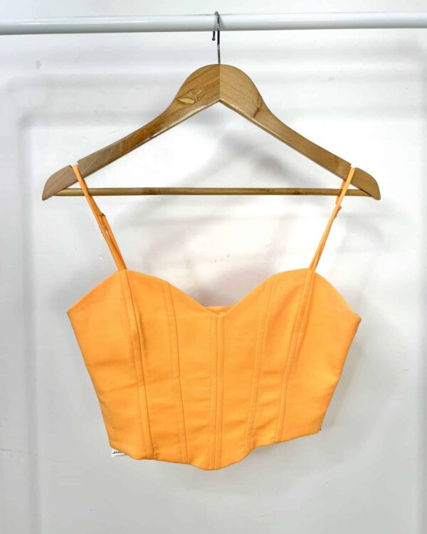 Cropped laranja ZARA - P - VENDIDO SISTEMA OTO