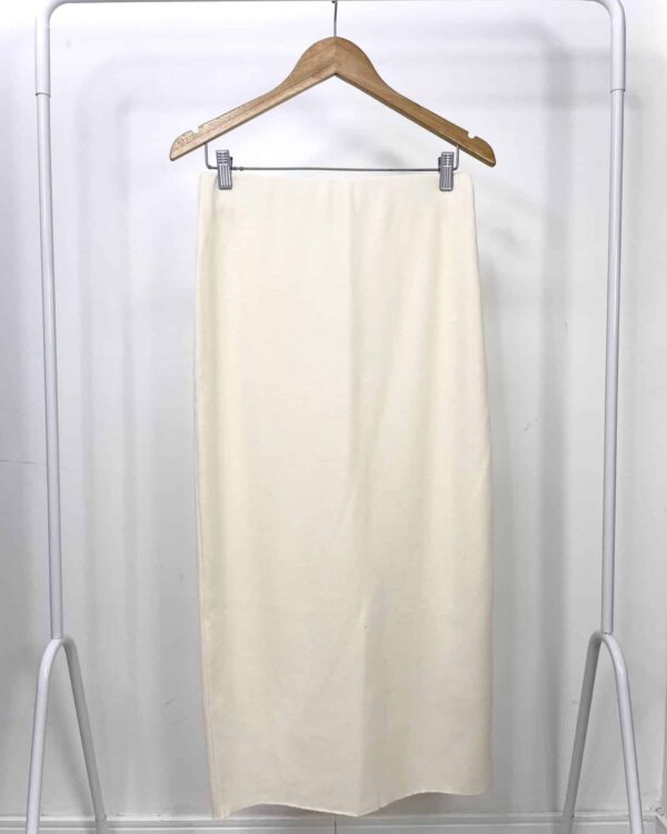Saia midi de tricot off white ZARA - M *nunca usado* - VENDIDO SISTEMA OTO