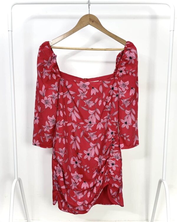 Vestido curto vermelha com estamp flores rosa CAMILA COELHO - M - VENDIDO SISTEMA OTO