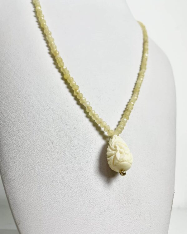 Colar gota talhada ISABAHIA - VENDIDO SIST OTO