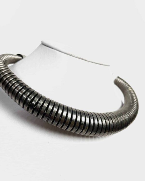 Colar mola grafite ISABAHIA