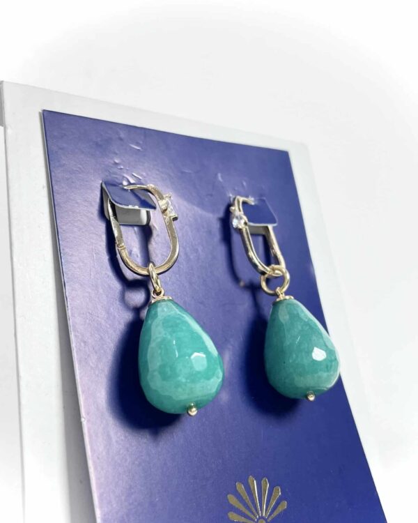 Brinco gota verde jade ISABAHIA