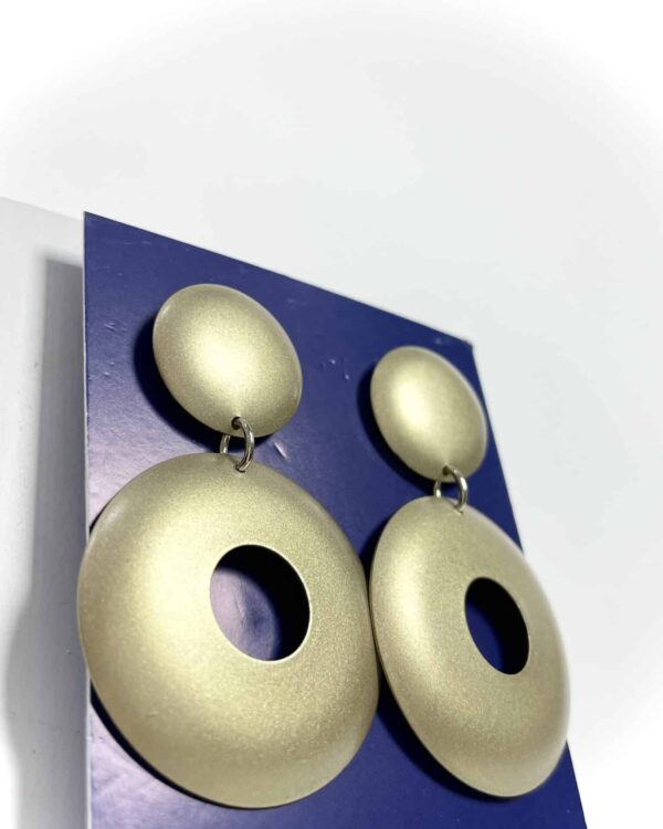 Brinco dourado leve ISABAHIA