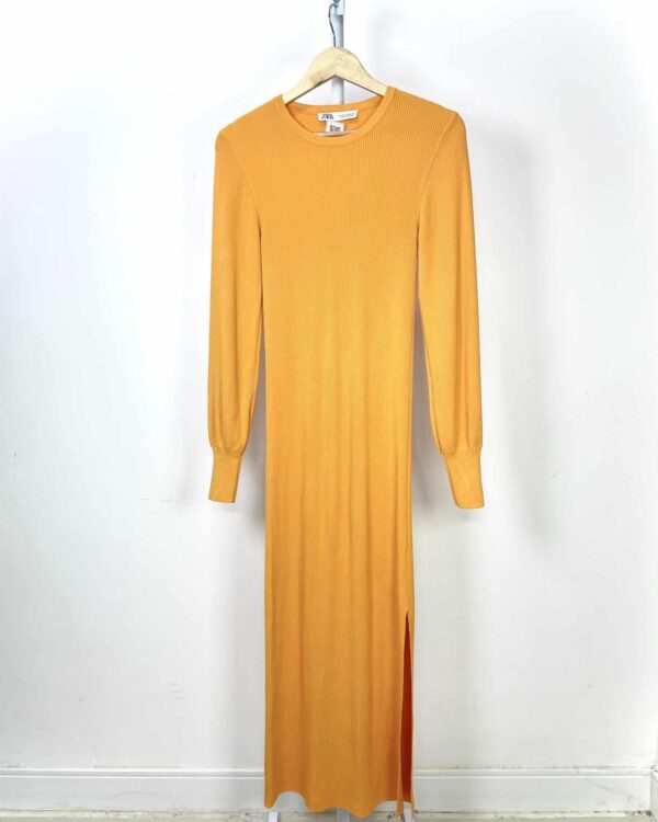 Vestido longo canelado laranja ZARA - M - VENDIDO SISTEMA OTO