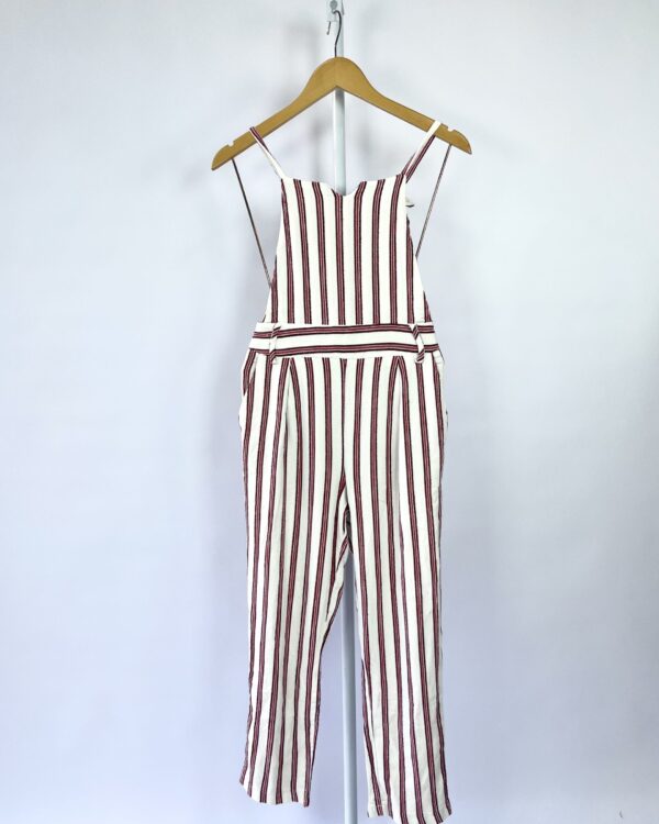 Macacão branco e vermelho HIT - P - VENDIDO SIST OTO