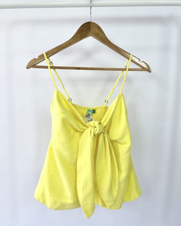 Blusa amarela amarração FARM - P - VENDIDO SISTEMA OTO