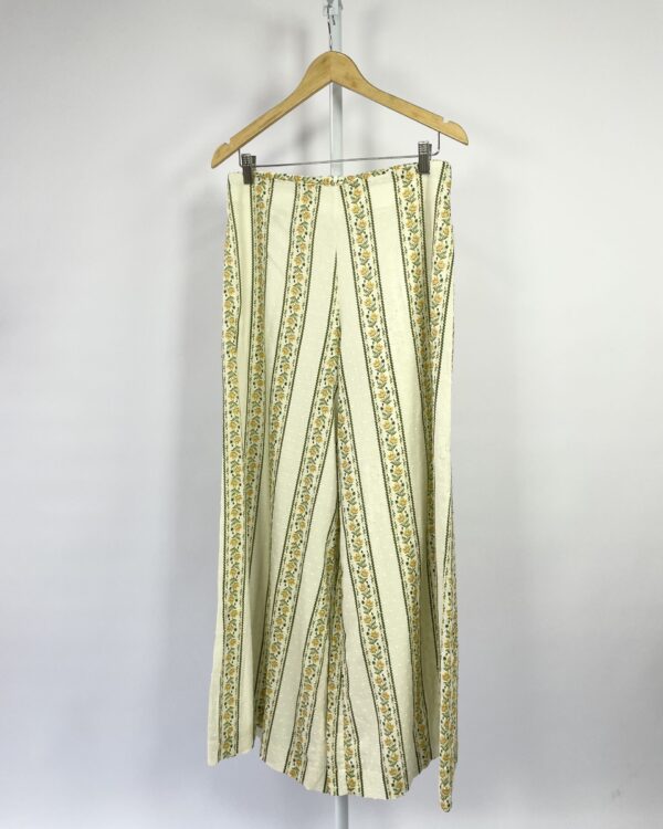 Calça bege com estamp flores FARM - 40 -VENDIDO SISTEMA OTO