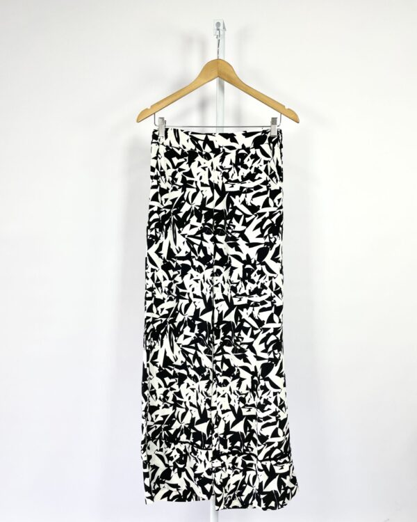 Calça preta e branca estampada SACADA - 36 - VENDIDO SISTEMA OTO