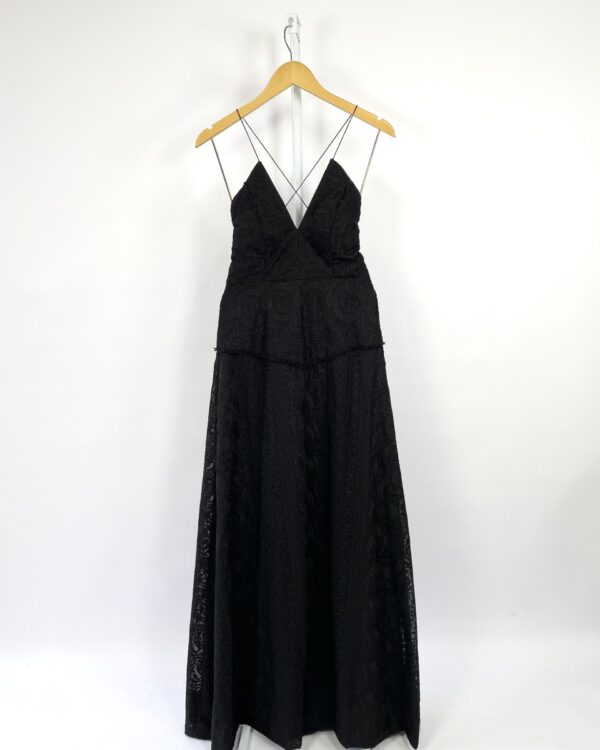 Vestido preto bordado alça fina CANTÃO - BOUTIQUE - 34 - VENDIDO SISTEMA OTO