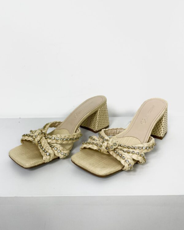 Sandália bege palha salto bloco aberta AREZZO + PATBO - 36 - VENDIDO SISTEMA OTO