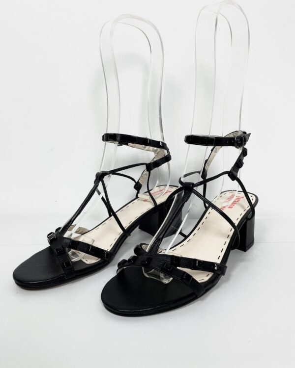 Sapato de salto baixo preto com detalhes TATIANA LOURERO - 35 - VENDIDO SISTEMA OTO