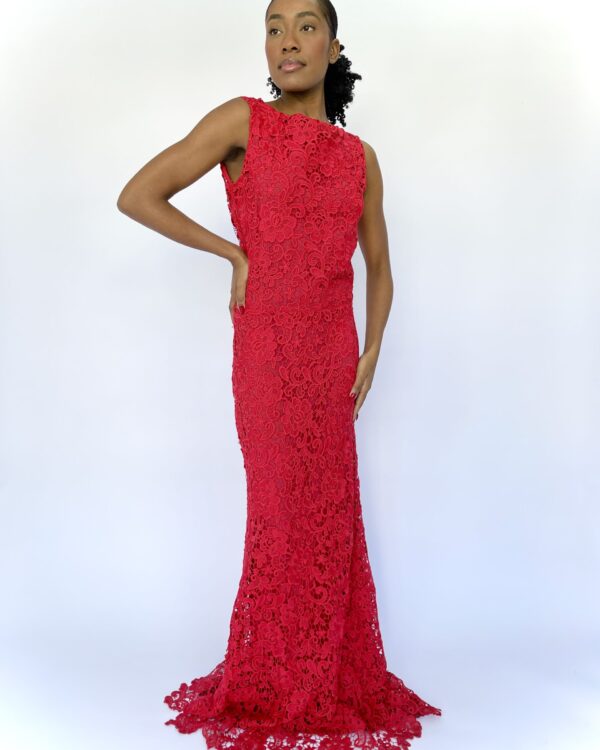 Vestido vermelho longo rendado - P - VENDIDO SIST OTO