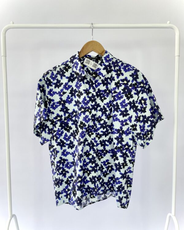 Camisa azul com estampado ANDREA MARQUES - 40 - VENDIDO SISTEMA OTTO