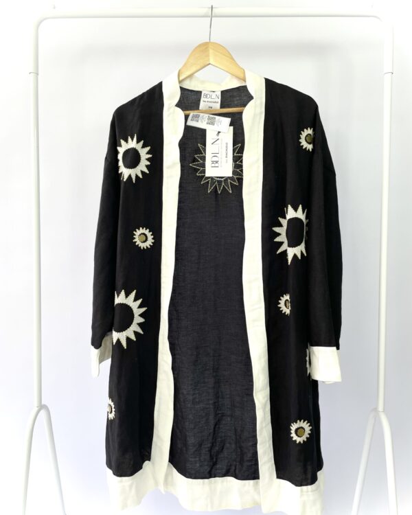 Kimono linho preto e branco bordado BDLN + RIACHUELO - P/M (nunca usado)