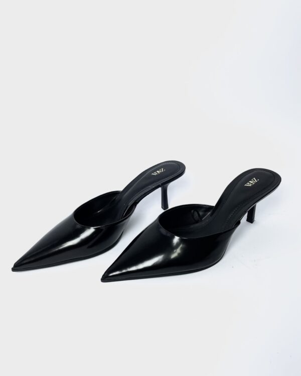 Mule bico fico preto ZARA - 38 - VENDIDO SISTEMA OTTO