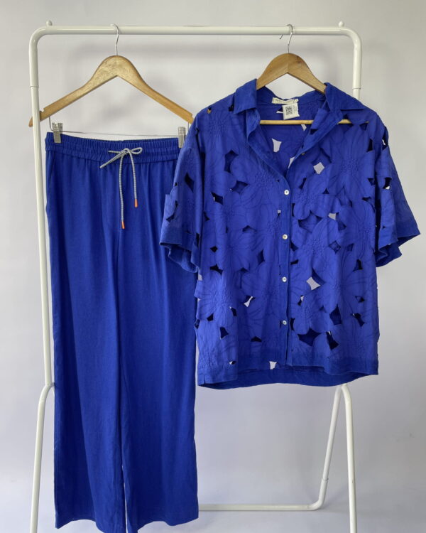 Conjunto azul blusa e calça VALÔNIA VERAS - M - VENDIDO  SISTEMA OTO