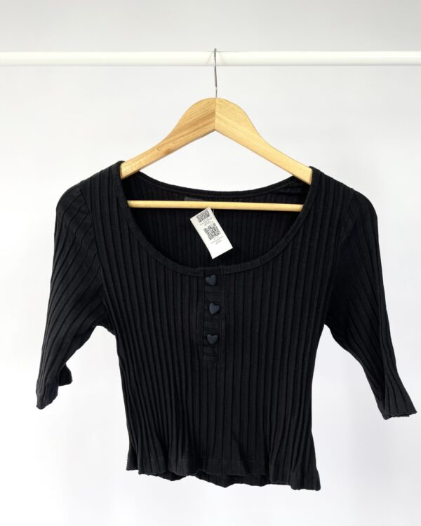 Blusa preta canelada EVA -G - VENDIDO SISTEMA OTO