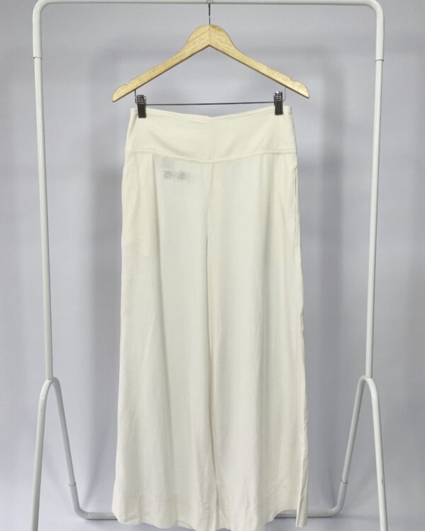 Pantalona off white SACADA - 42 - VENDIDO SISTEMA OTO