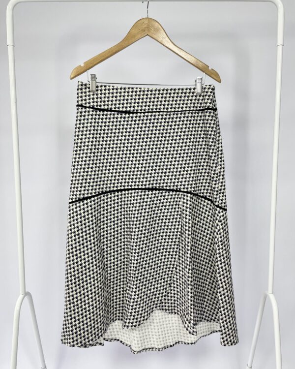 Saia midi estampado preta com azul MARIA FILO - G - VENDIDO SISTEMA OTTO