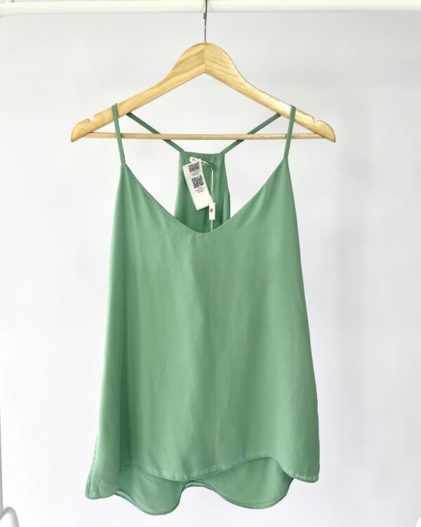 Regata  verde LE LIS BLANC - 38 - VENDIDO SISTEMA OTO