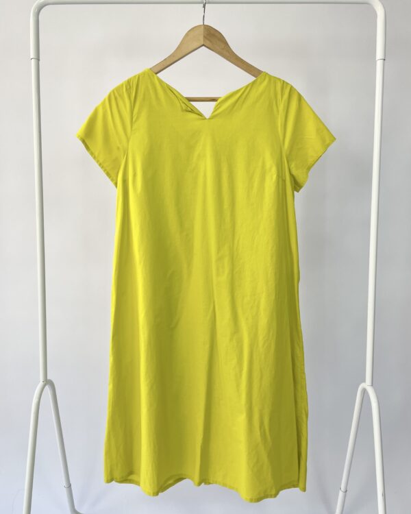 Vestido midi verde POLLY MAGGOO - 40 VENDIDO SISTEMA OTO